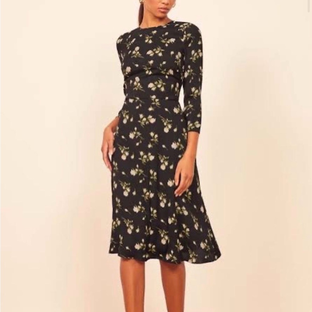 Reformation Moon Dress in Rosalie - Size: 4 - NWOT! - Picture 2 of 11